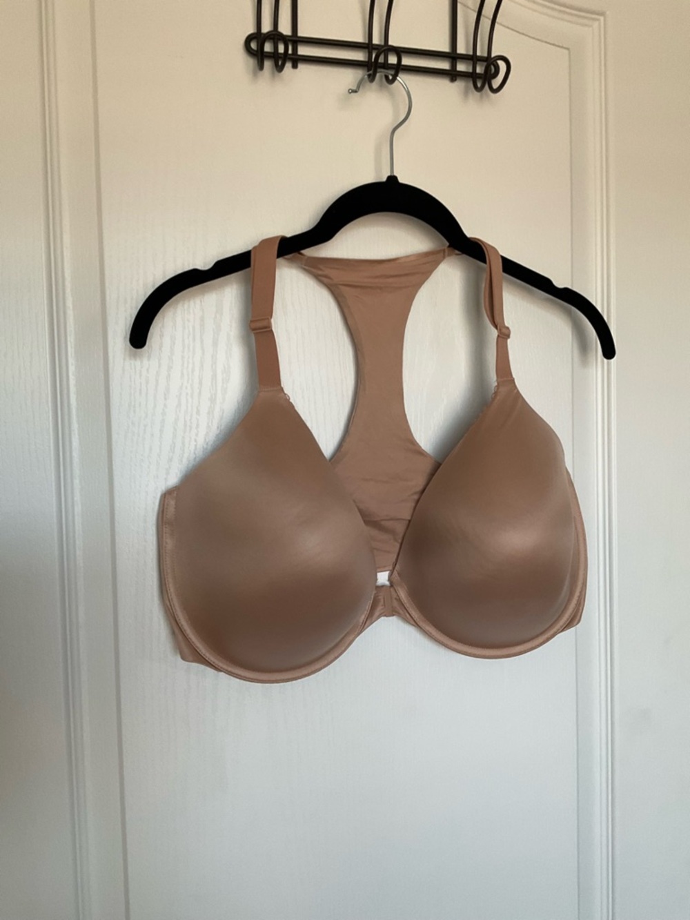 Victoria's Secret Smooth Racerback T-Shirt Bra in Nude